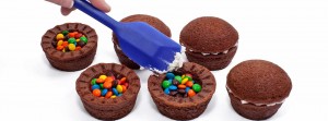 Mrs. Fields Bake N Stuff - Pinata Pan Mrs. Fields Bake N Stuff - Pinata Pan