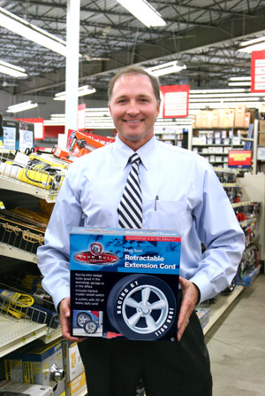 George Davison with Davison produced product idea: Mag Reel Retractable Extension Cord
